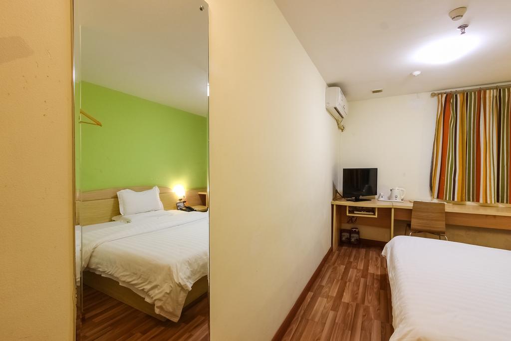 7Days Inn Guangzhou Longkou East Εξωτερικό φωτογραφία